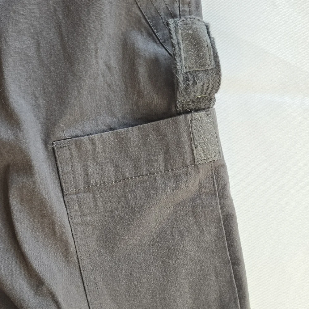 RSQ Charcoal Cargo Pants for Women - Picture 8 of 12
